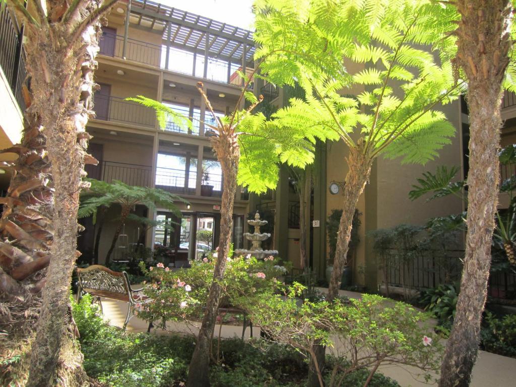 West Park Inn- Extended Stay / Weekly Rates Available Сан Диего Екстериор снимка